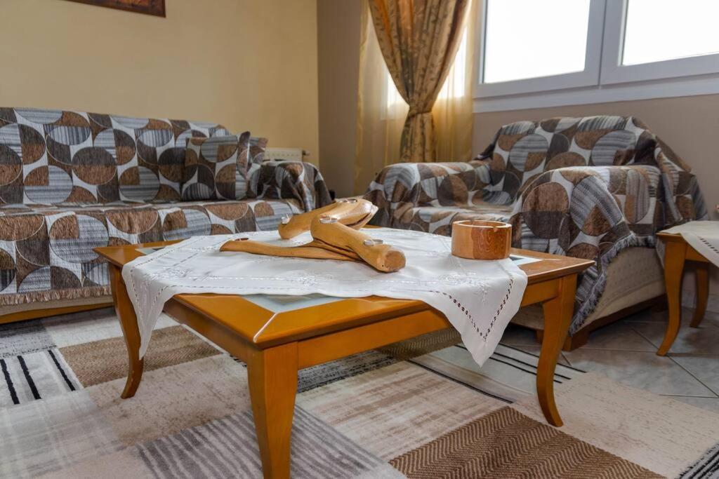 KarpenísionDimitri'S Mountain Houseアパートメント エクステリア 写真